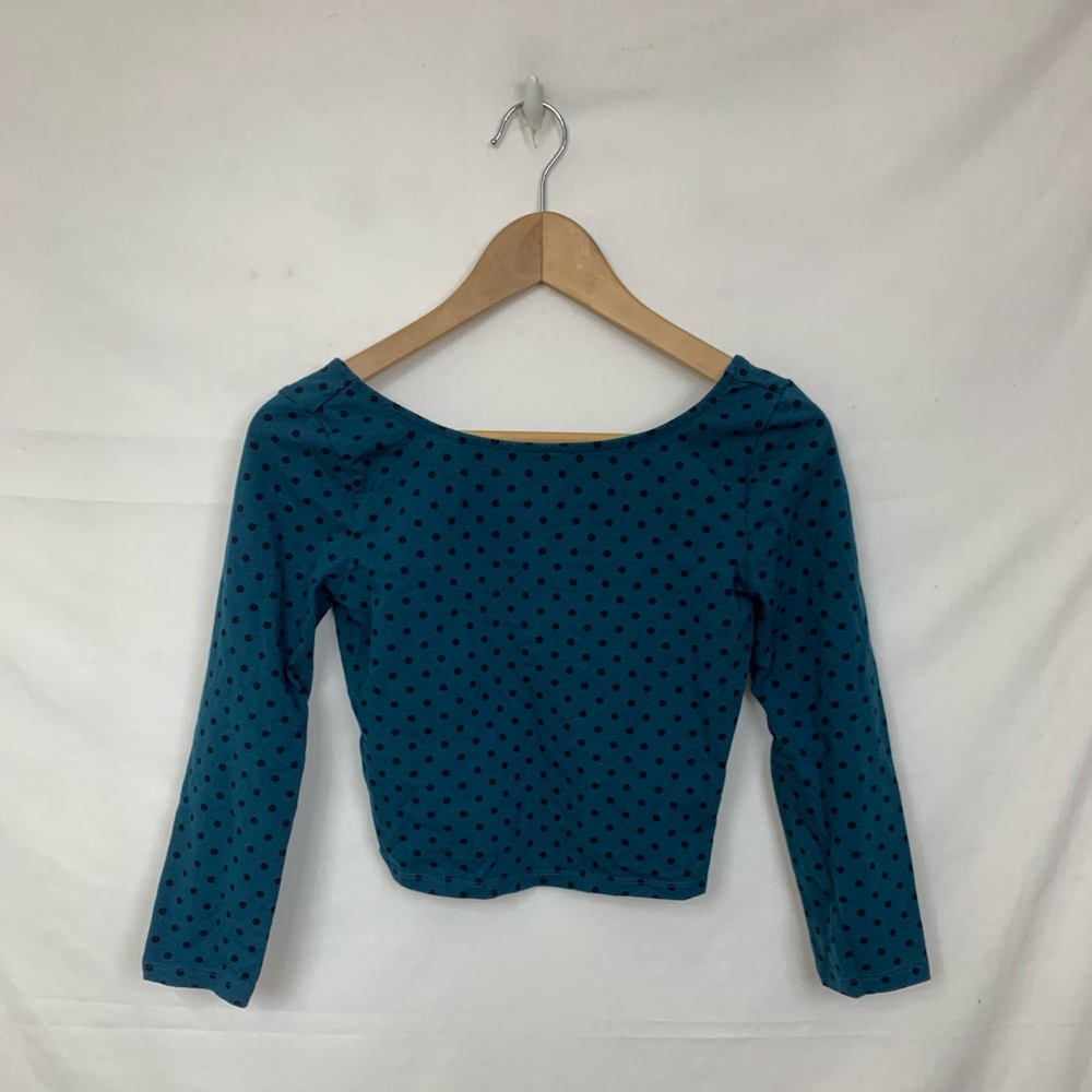 F21 Dark Blue Polka Dot Crop Top